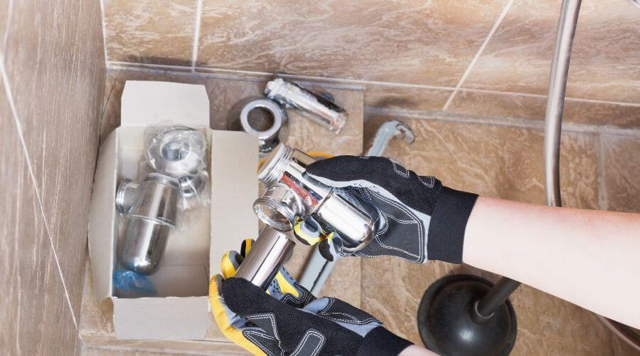 Professional gutter cleaning in Granite City, IL